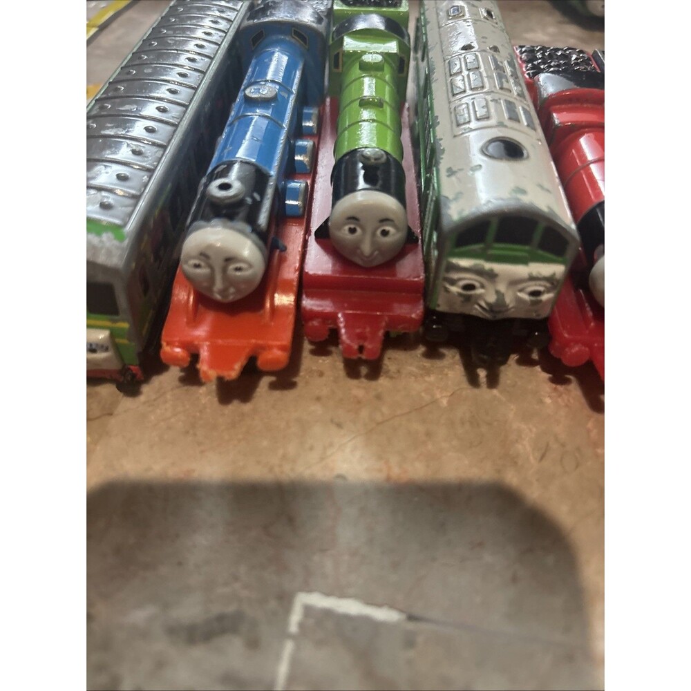 Lot Of Thomas The Train 8 Pack - Picture 12 of 13